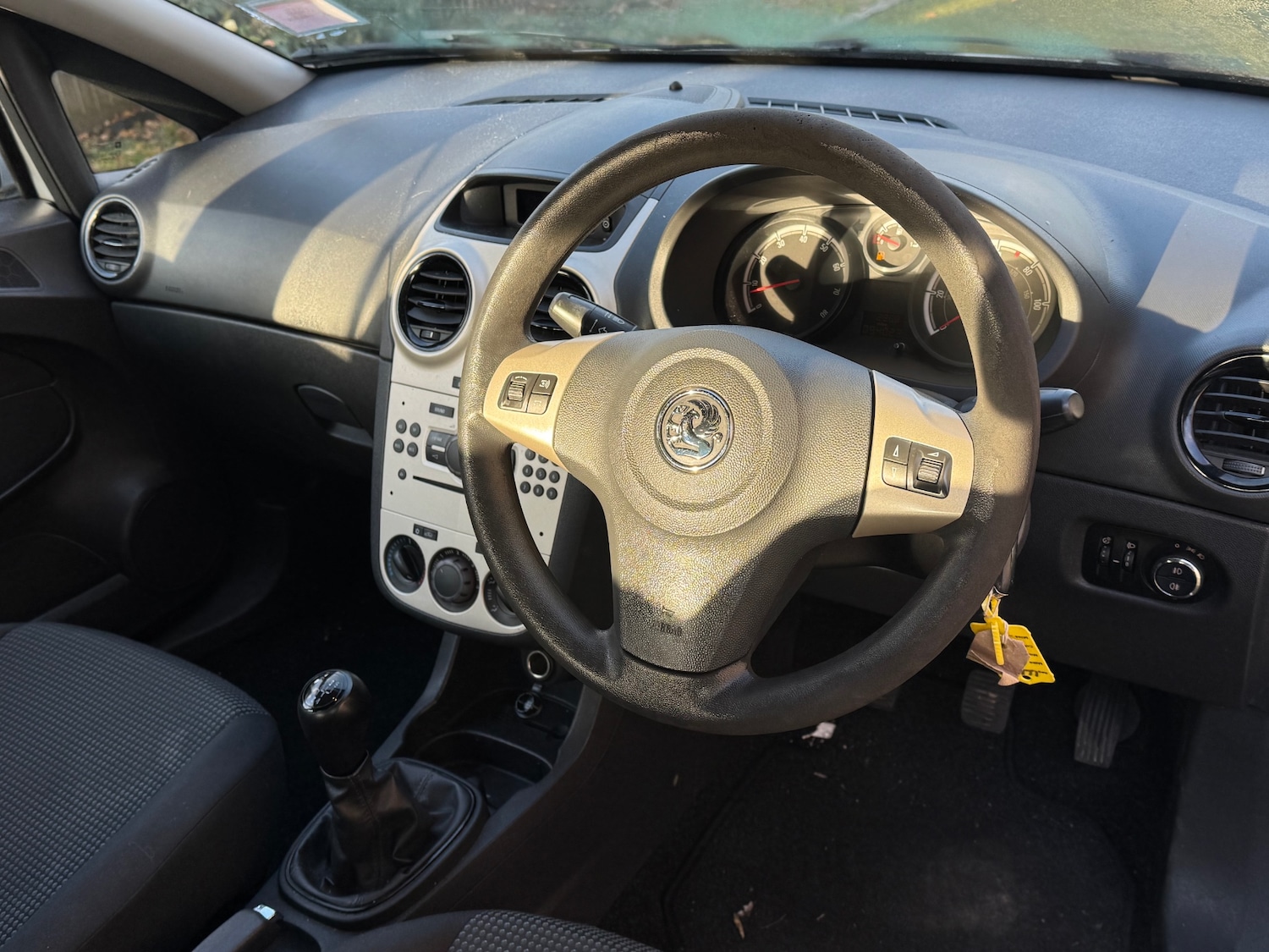 Used Vauxhall Corsa 2010 for sale - 76941847: Photo 12