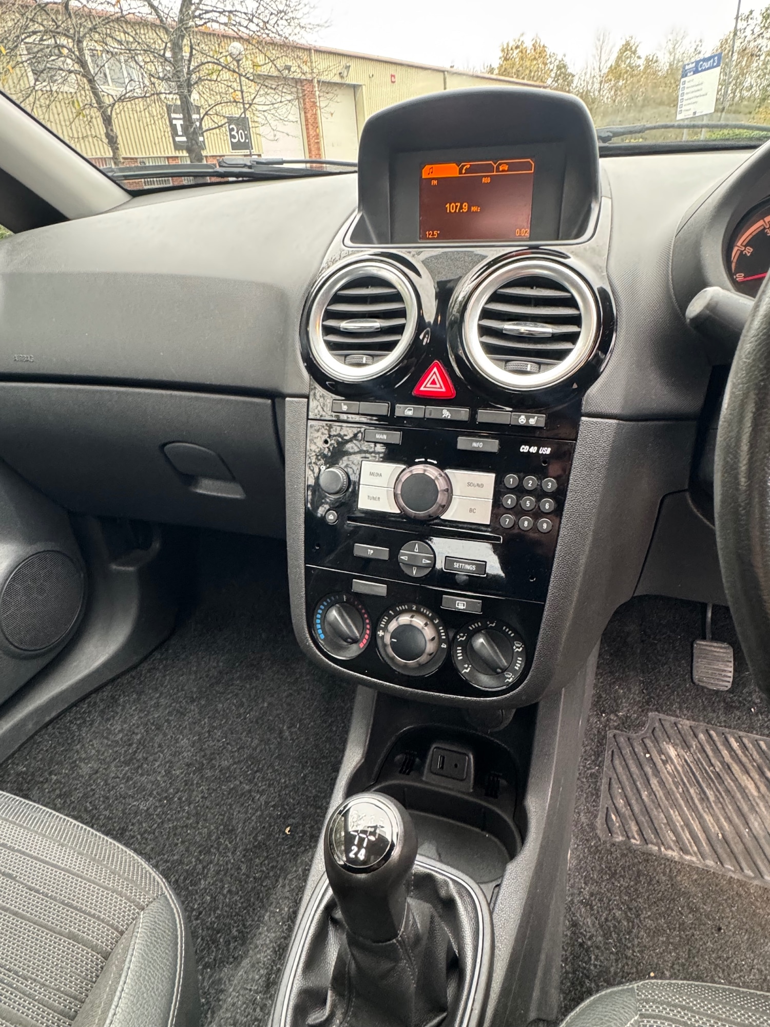 Used Vauxhall Corsa 2014 for sale - 76588556: Photo 18