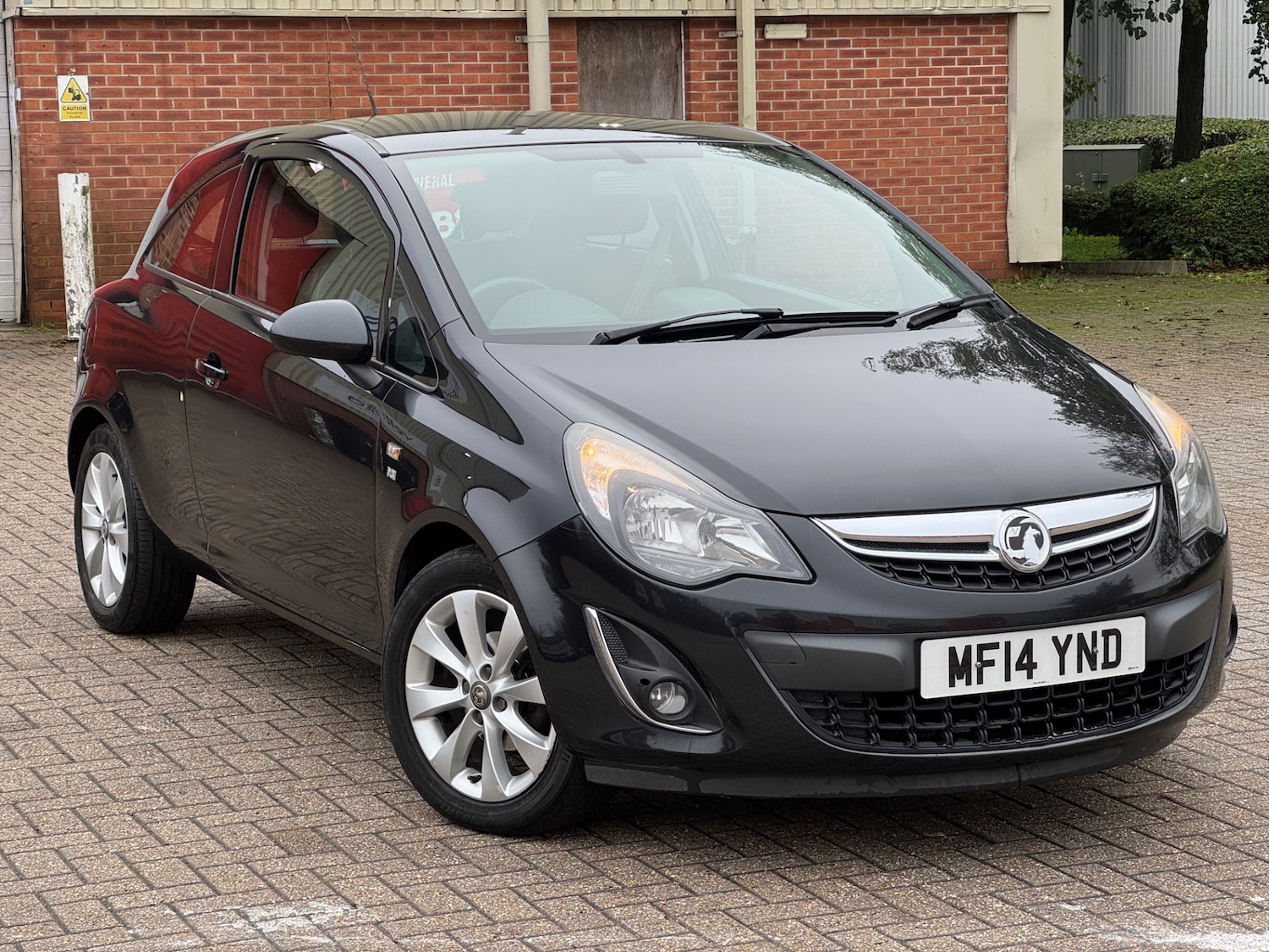 Used Vauxhall Corsa 2014 for sale - 76588556: Photo 2