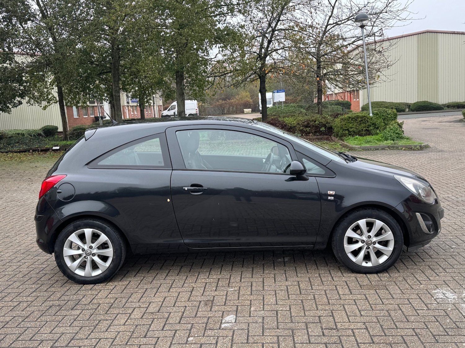Used Vauxhall Corsa 2014 for sale - 76588556: Photo 4