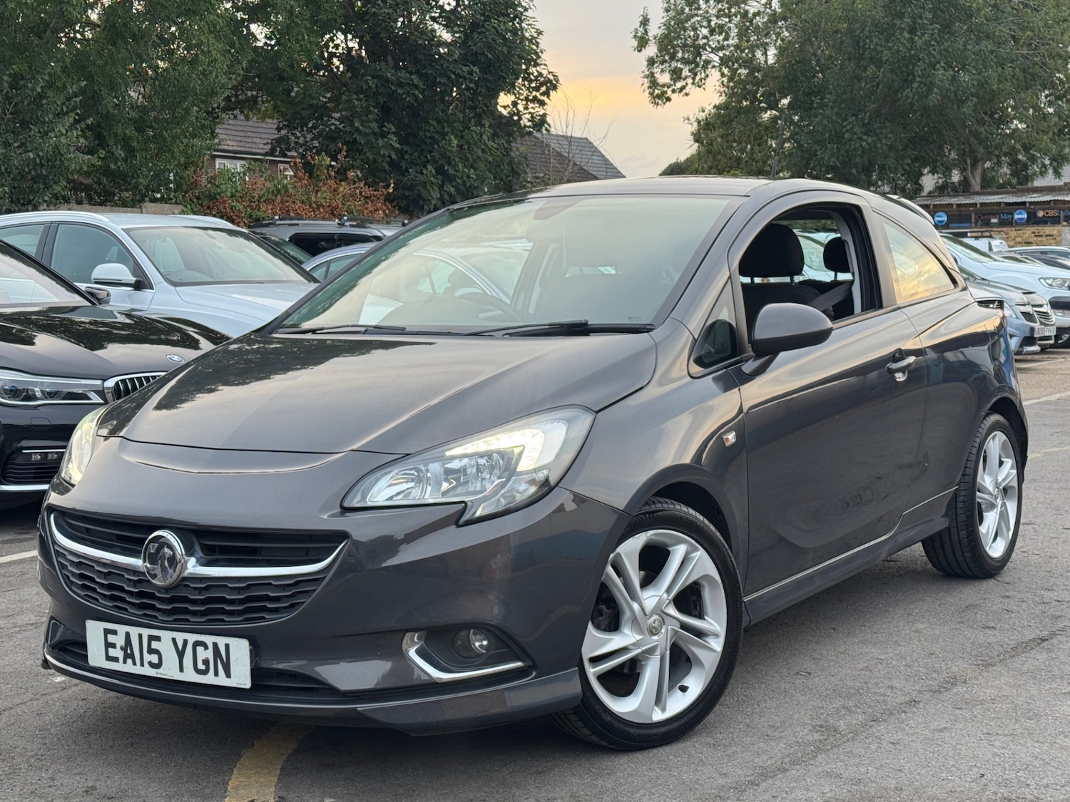 Used Vauxhall Corsa 2015 for sale - 75290254: Photo 1