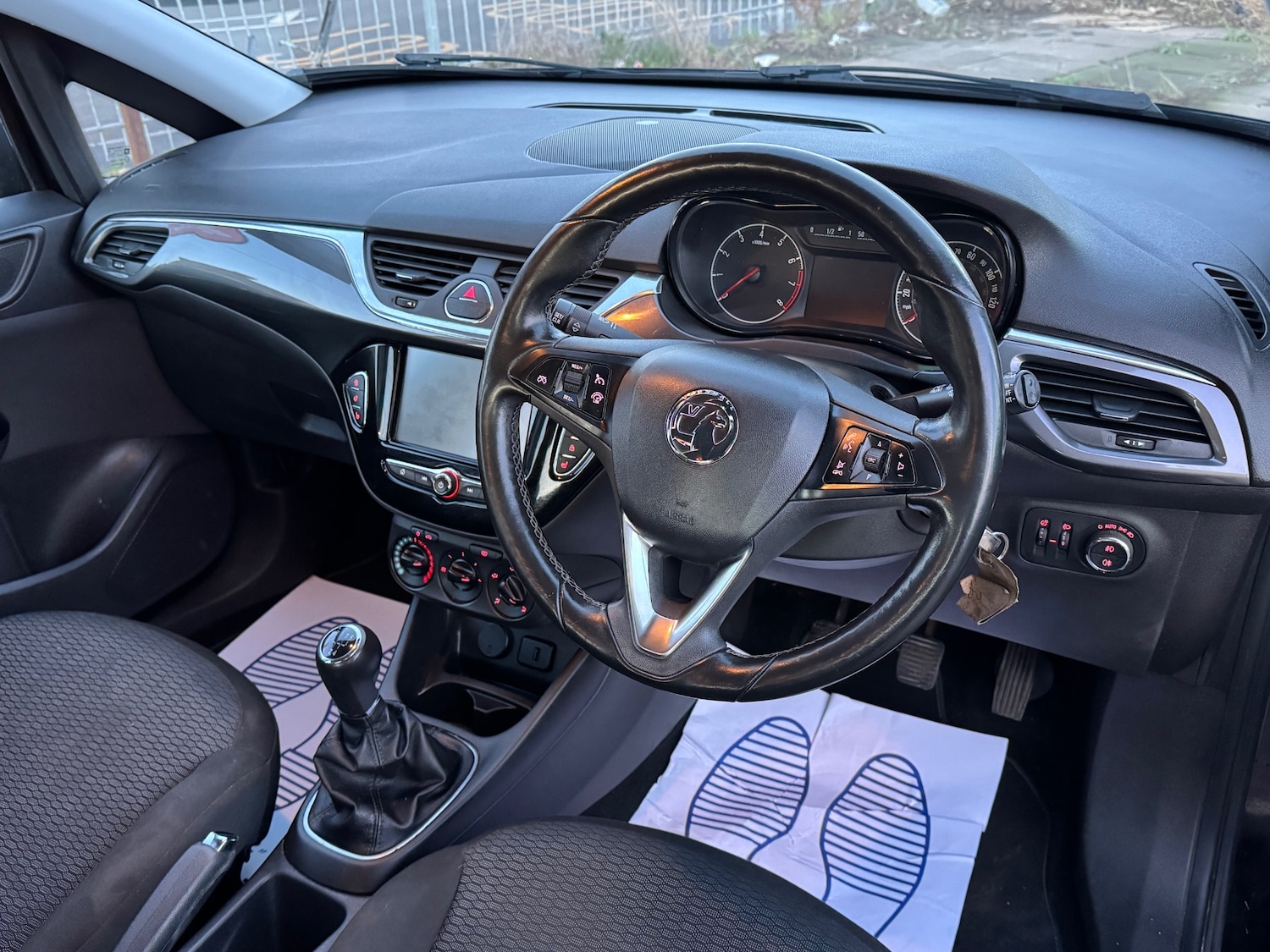 Used Vauxhall Corsa 2017 for sale - 77147476: Photo 4