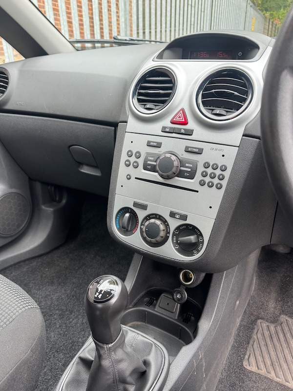 Used Vauxhall Corsa 2012 for sale - 76208667: Photo 13