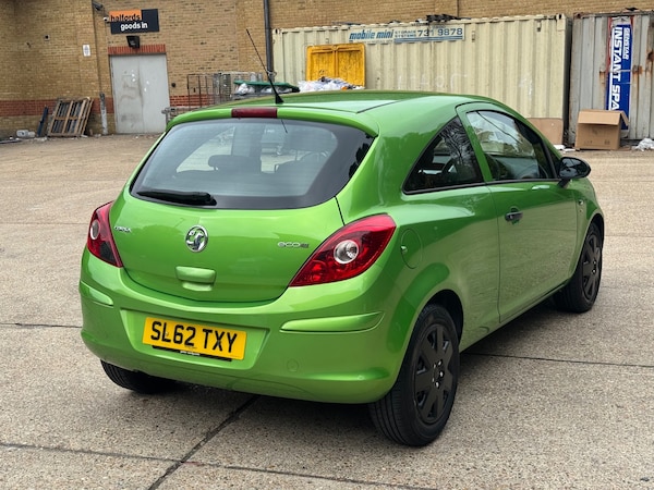 Used Vauxhall Corsa 2012 for sale - 76208667: Photo 8