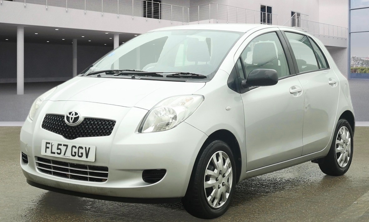 Used Toyota Yaris 2007 for sale - 77264563: Photo 2
