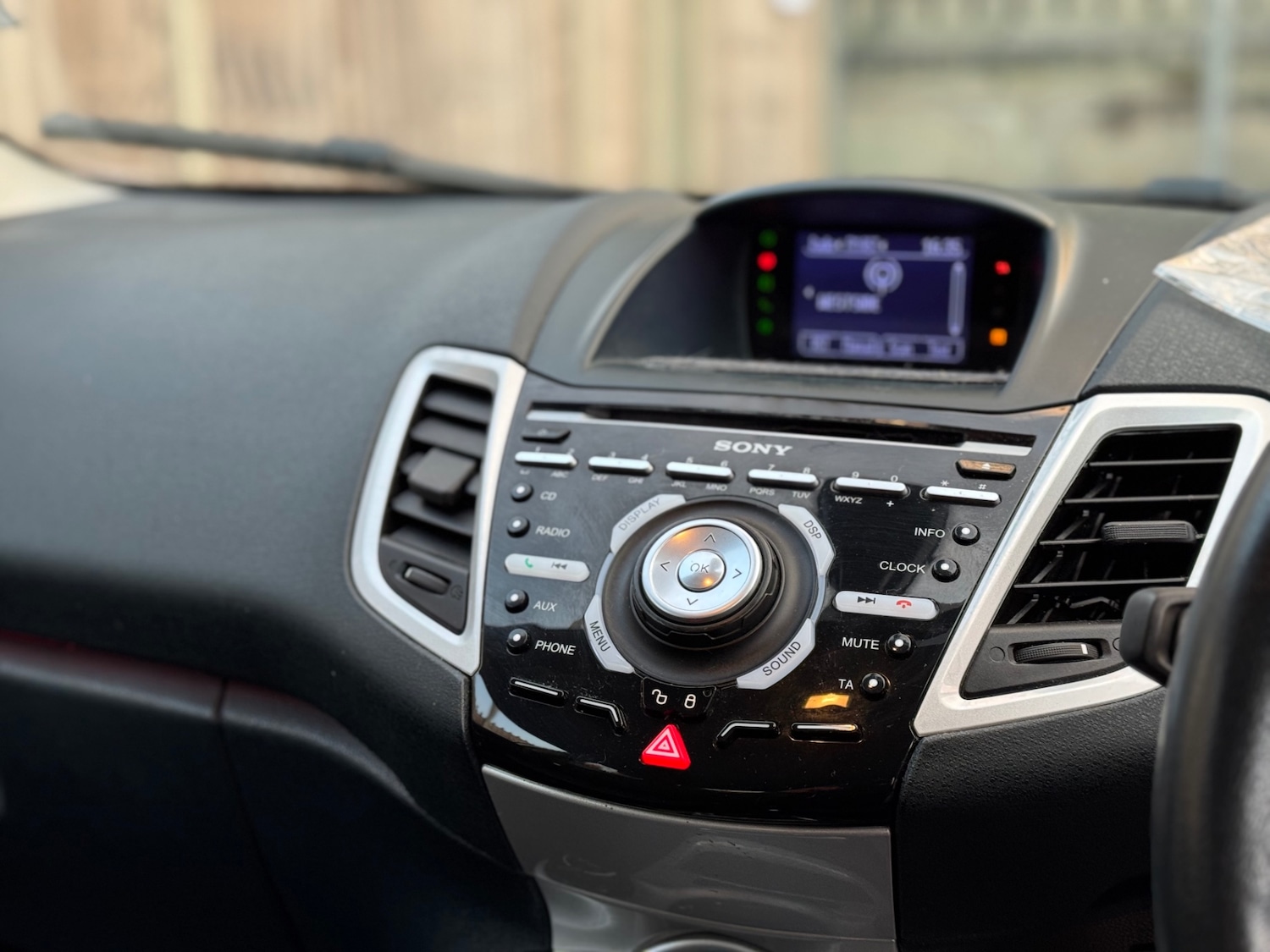 Used Ford Fiesta 2012 for sale - 76762851: Photo 10