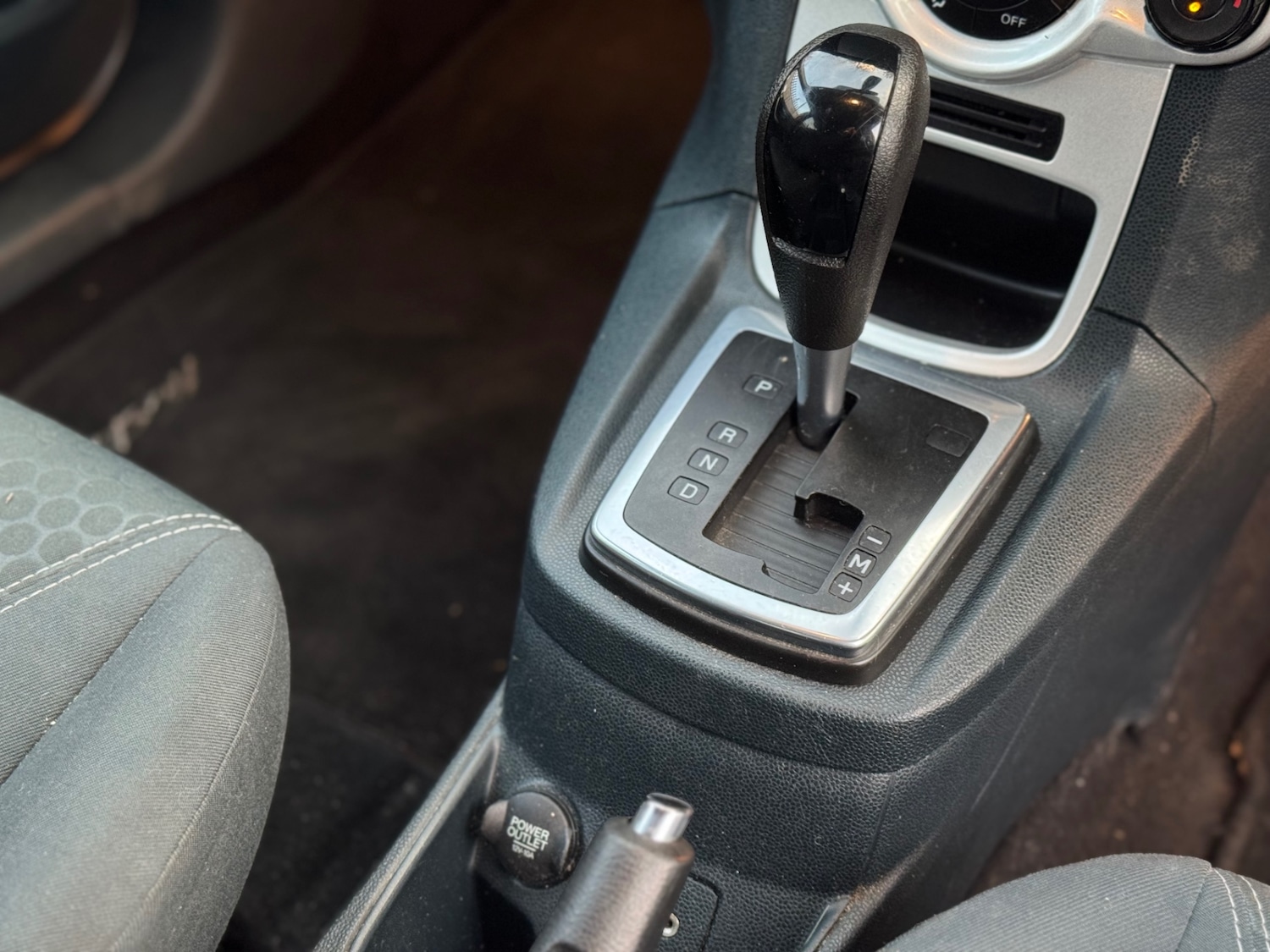 Used Ford Fiesta 2012 for sale - 76762851: Photo 12