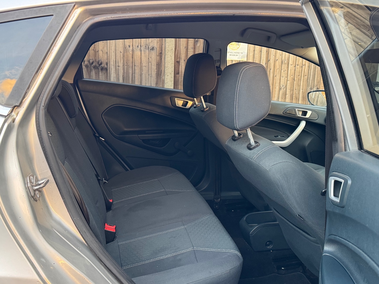 Used Ford Fiesta 2012 for sale - 76762851: Photo 15