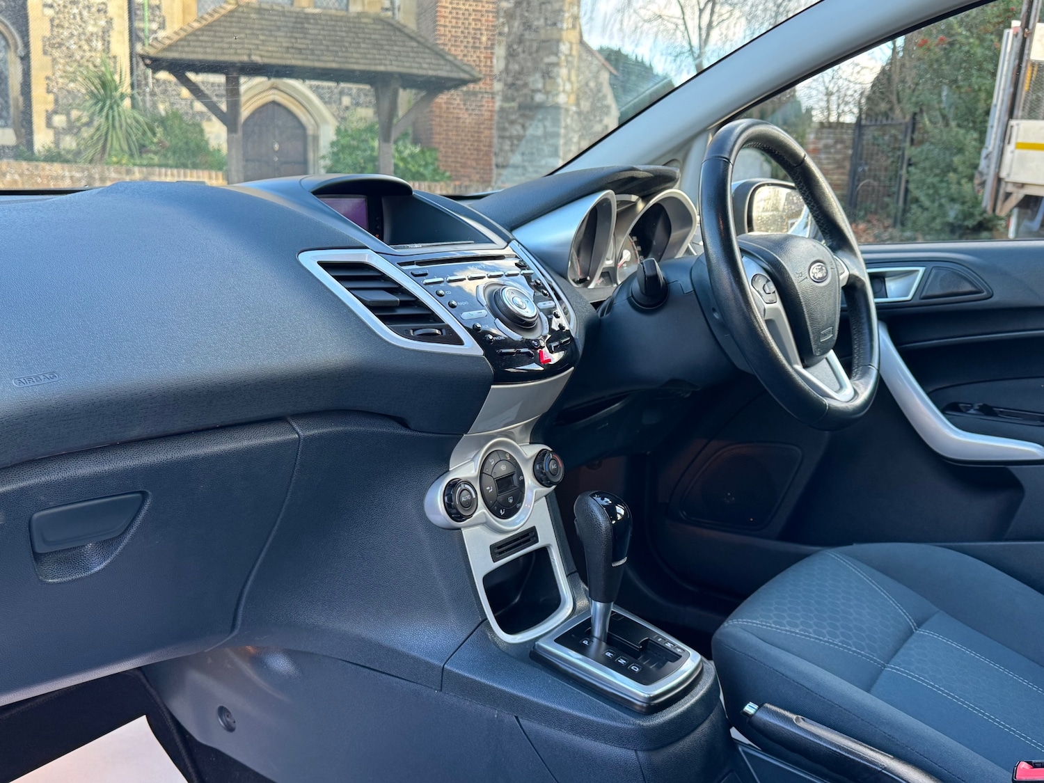 Used Ford Fiesta 2012 for sale - 76762851: Photo 28