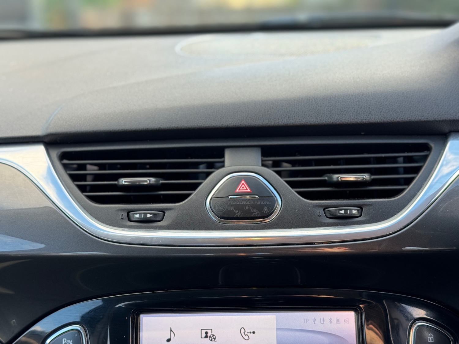 Used Vauxhall Corsa 2015 for sale - 77053774: Photo 30