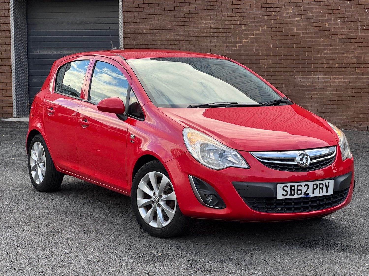 Used Vauxhall Corsa 2012 for sale - 76364860: Photo 1