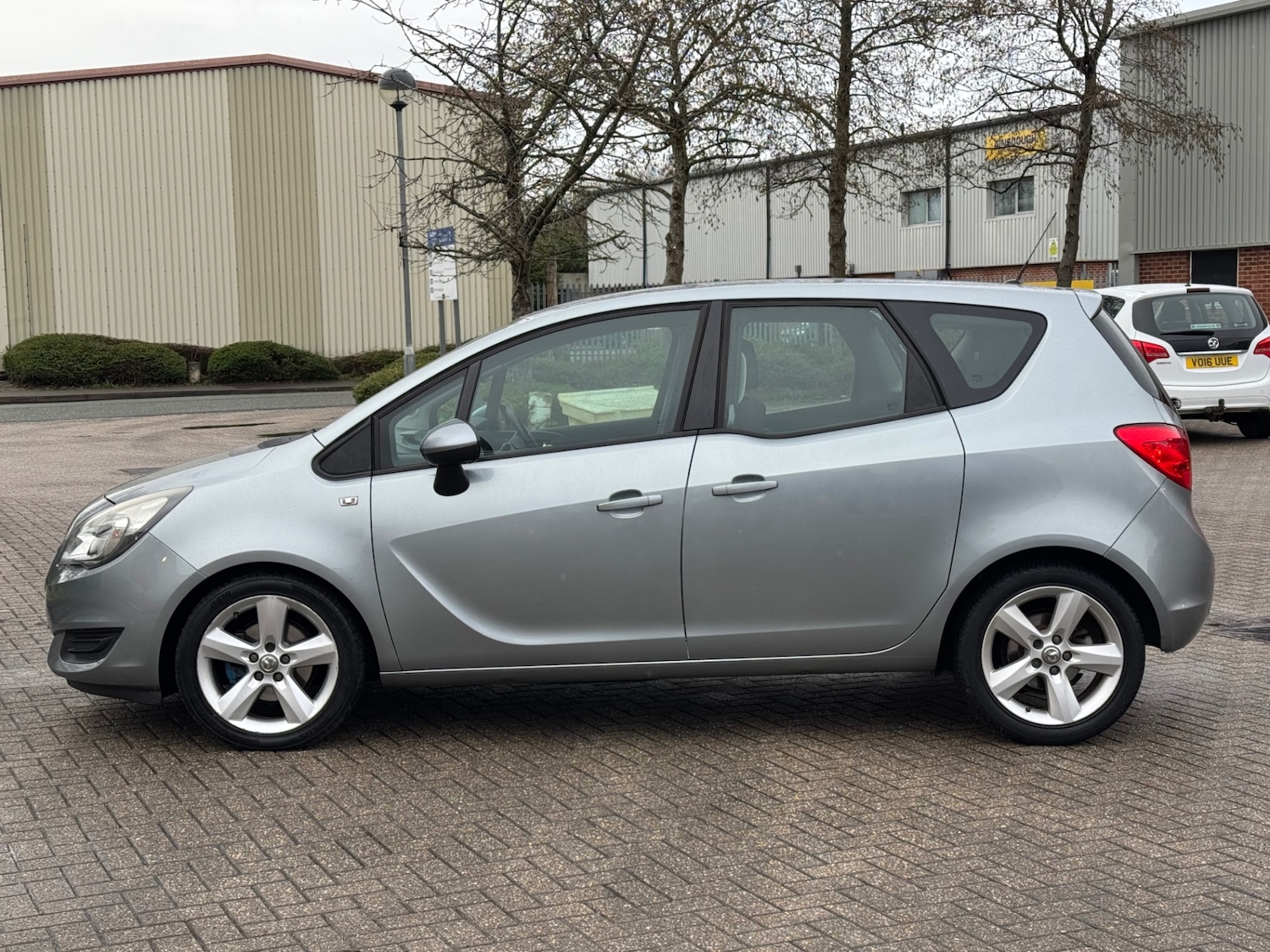 Used Vauxhall Meriva 2014 for sale - 77400114: Photo 4