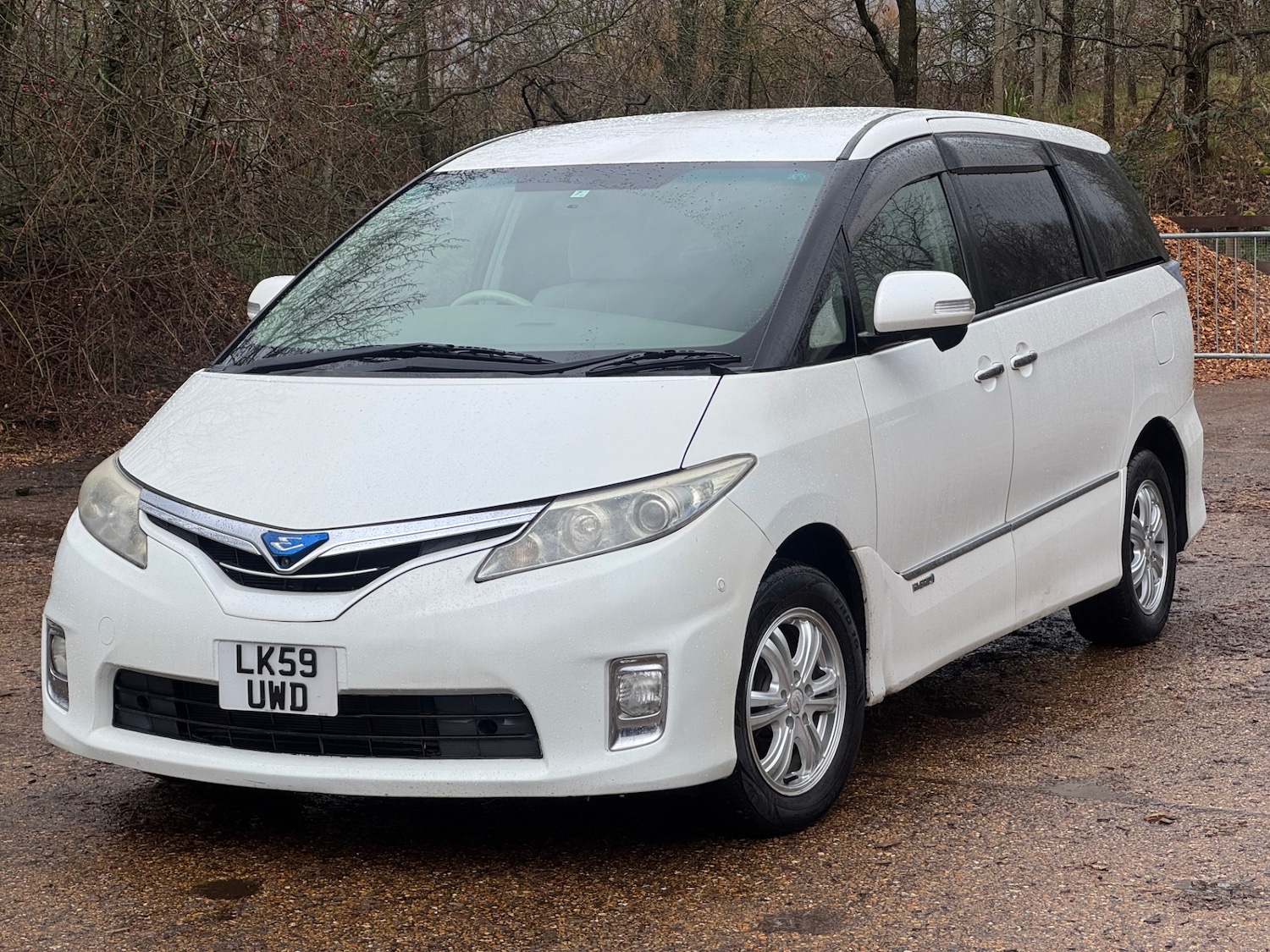 Used Toyota Estima 2020 for sale - 77480301: Photo 2