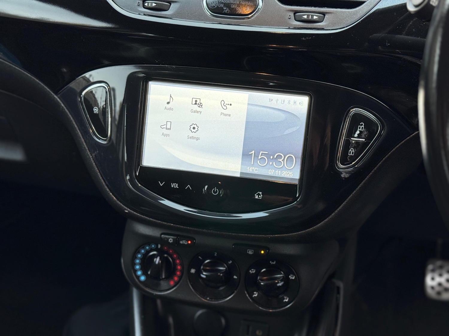 Used Vauxhall Corsa 2015 for sale - 76511134: Photo 17