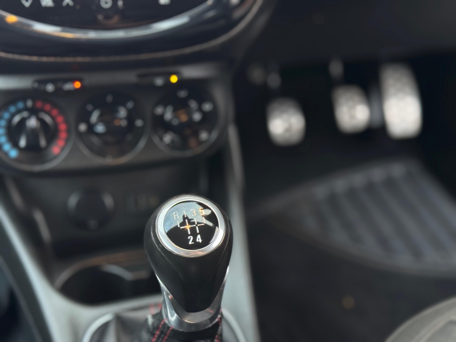 Used Vauxhall Corsa 2015 for sale - 76511134: Photo 18