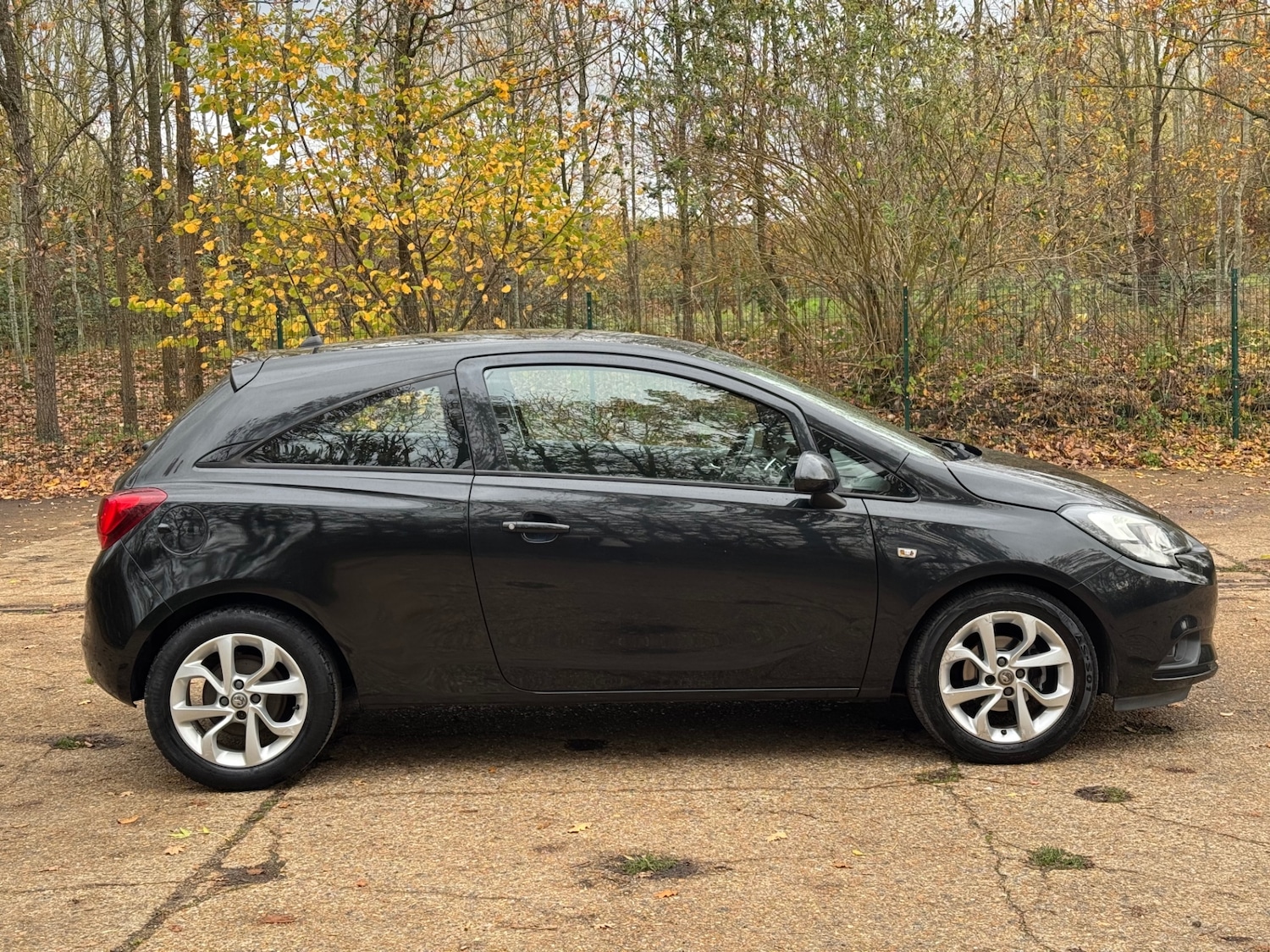 Used Vauxhall Corsa 2015 for sale - 76551731: Photo 5