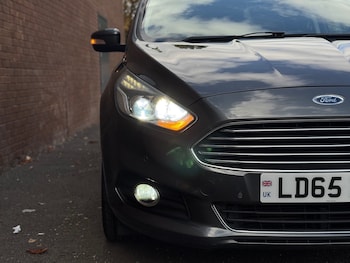 Used Ford S-Max 2015 for sale - 75745744: Photo
