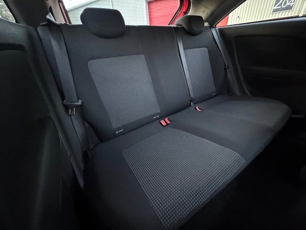 Used Vauxhall Corsa 2010 for sale - 76233305: Photo 10