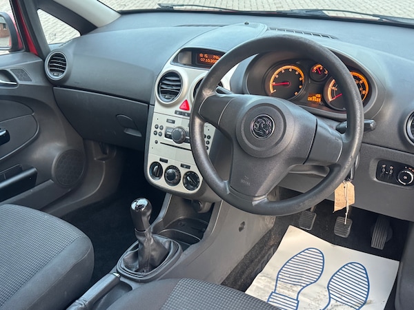 Used Vauxhall Corsa 2010 for sale - 76233305: Photo 11