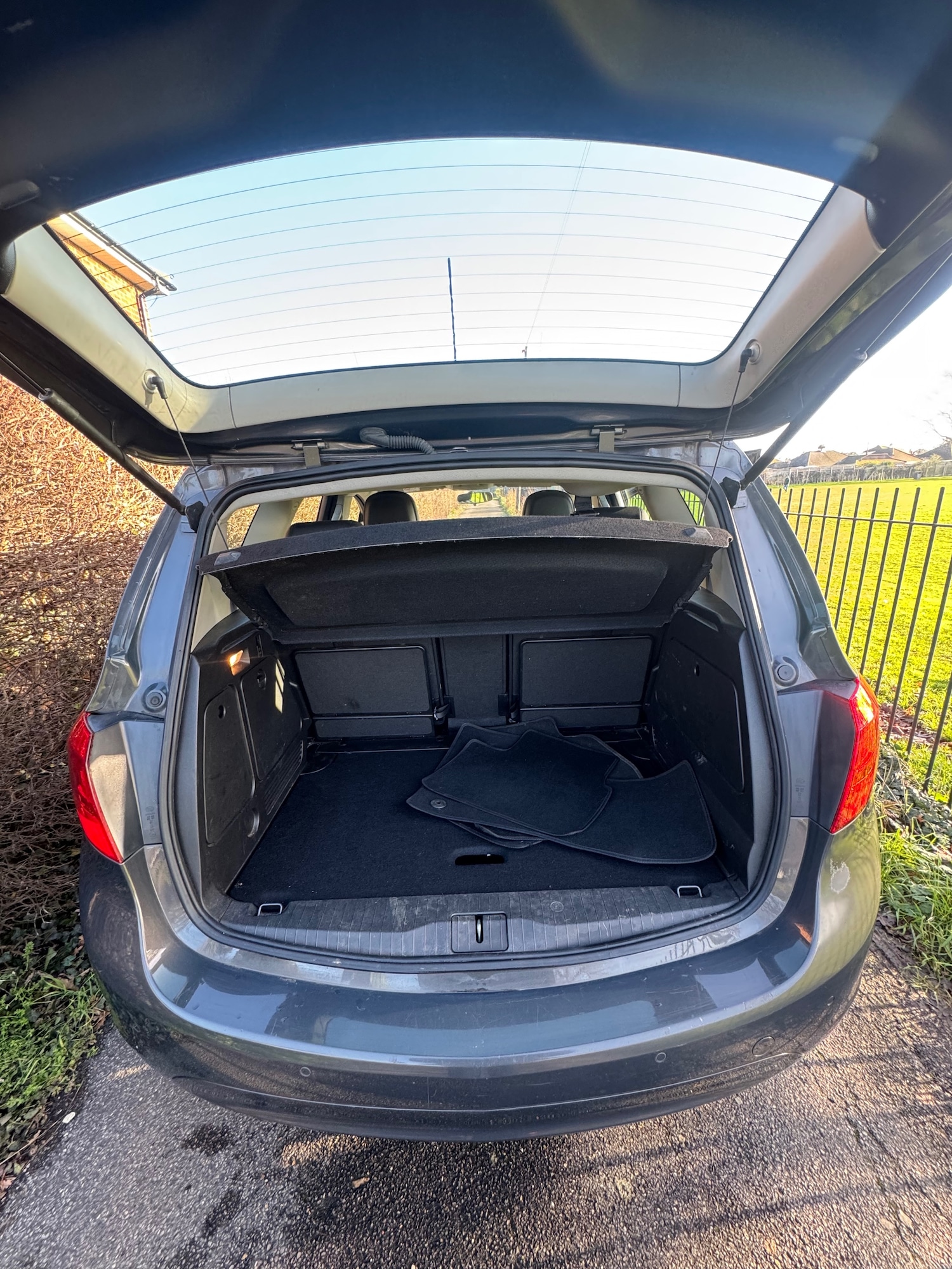 Used Vauxhall Meriva 2014 for sale - 77020615: Photo 11