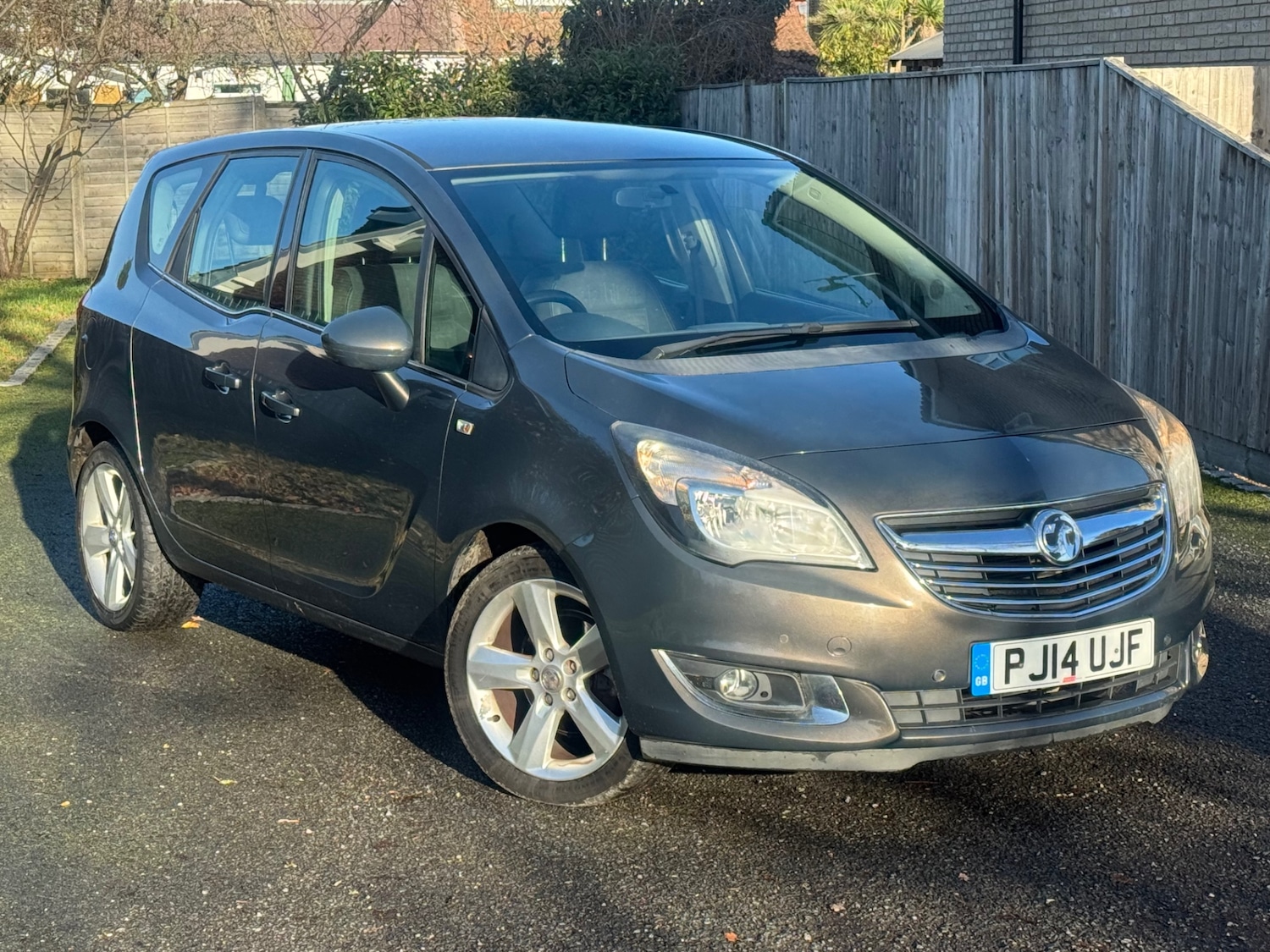 Used Vauxhall Meriva 2014 for sale - 77020615: Photo 2