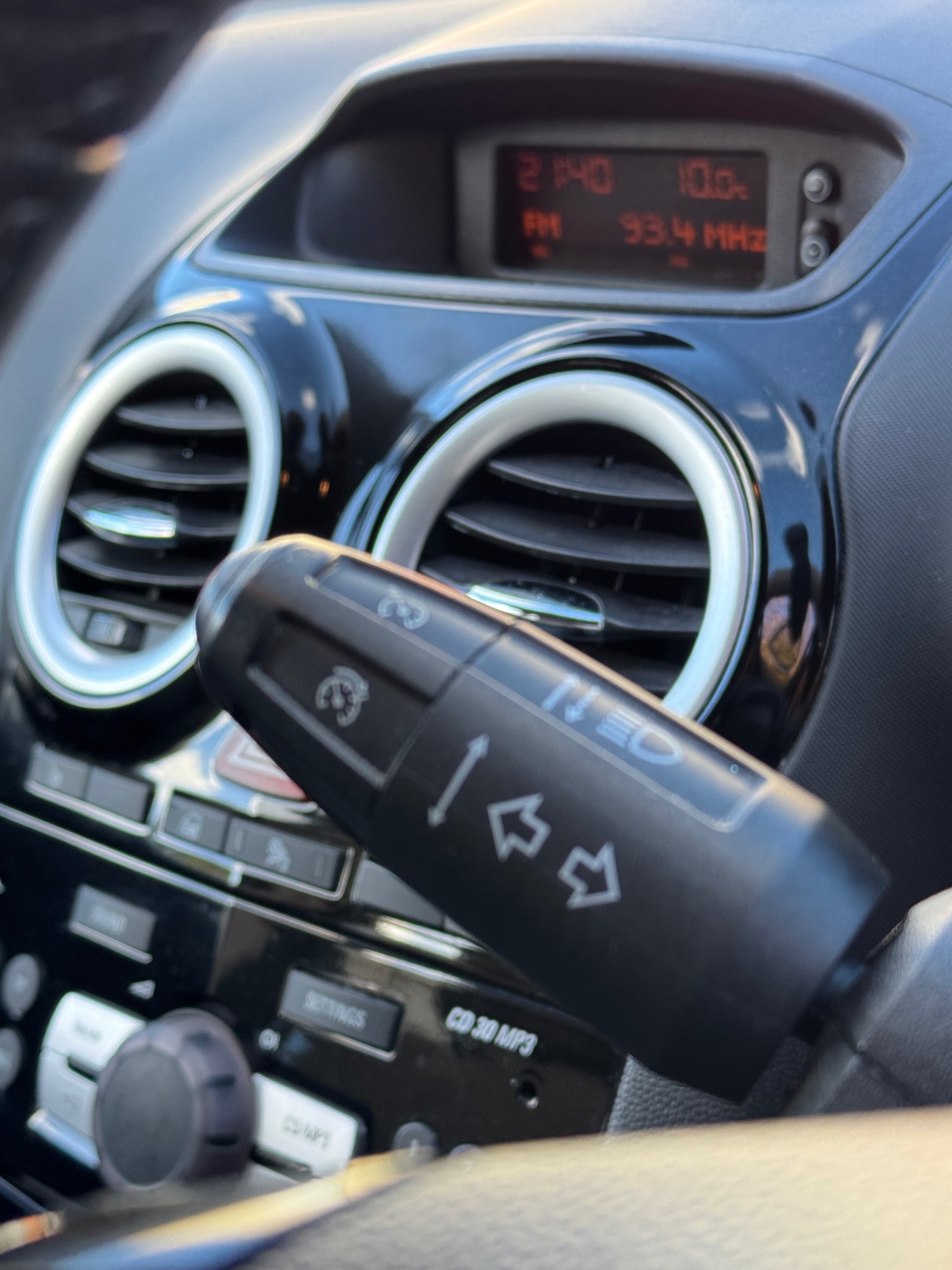 Used Vauxhall Corsa 2010 for sale - 76442530: Photo 16