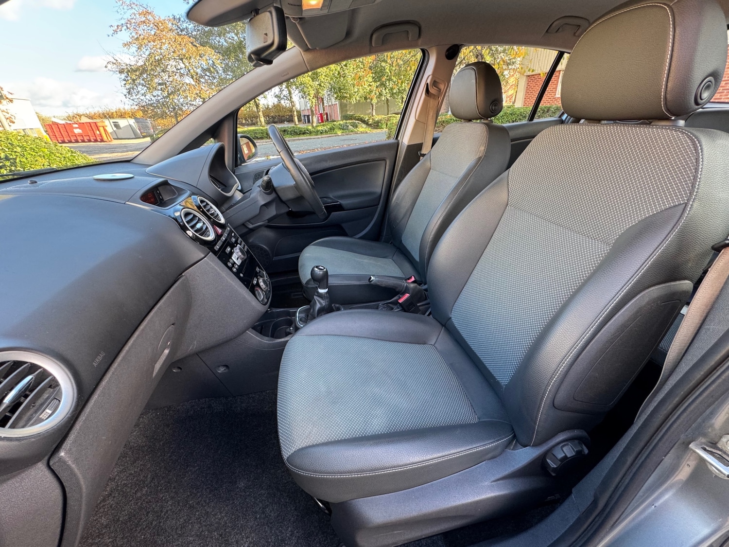 Used Vauxhall Corsa 2010 for sale - 76442530: Photo 20