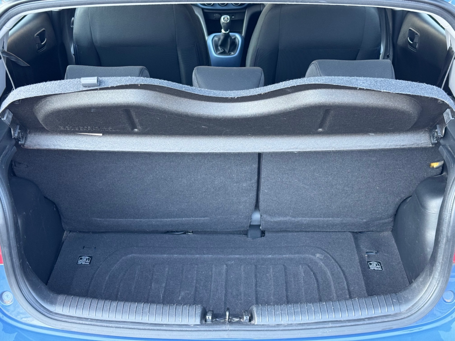 Used Hyundai i10 2016 for sale - 77940935: Photo 17