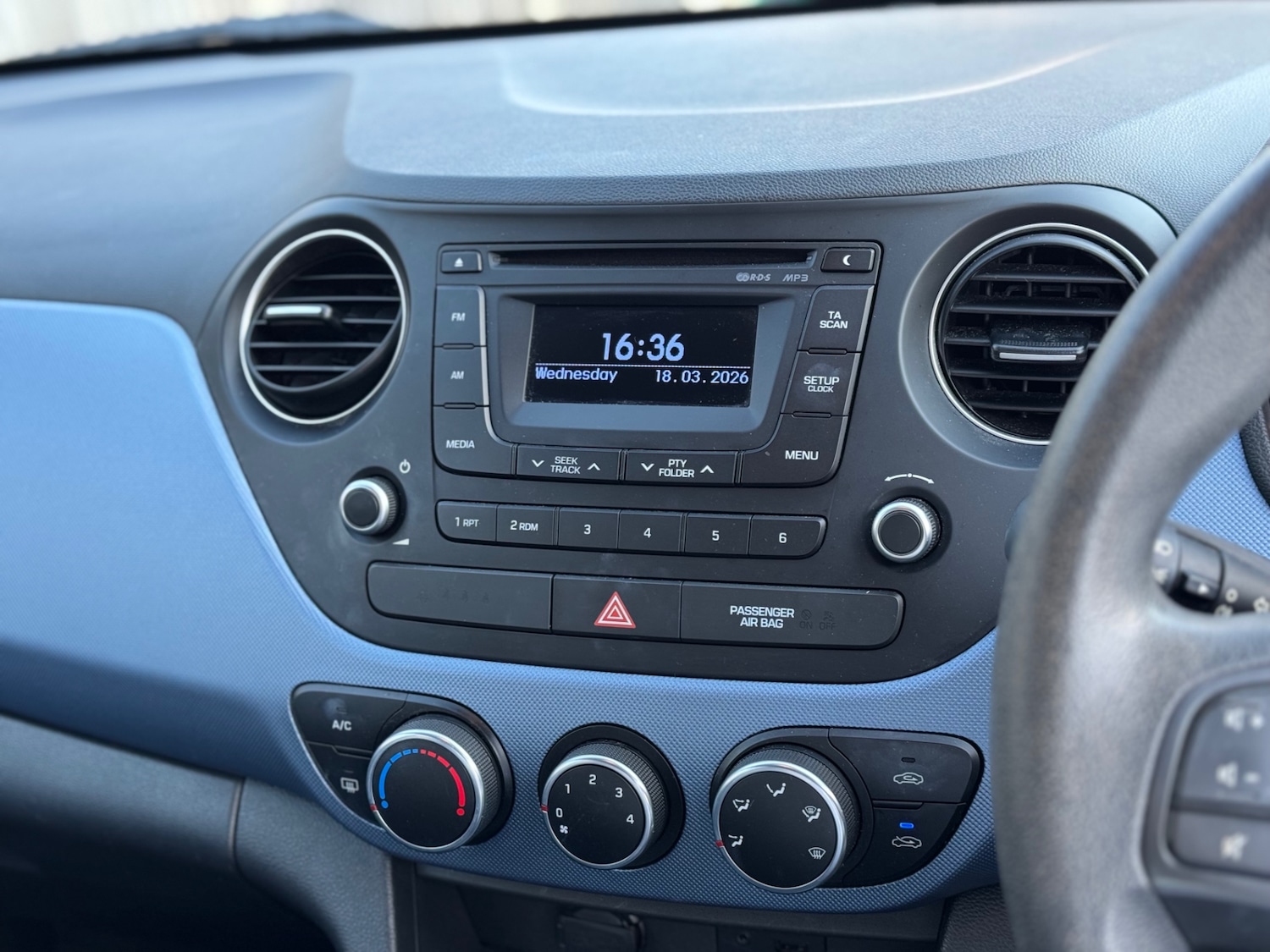 Used Hyundai i10 2016 for sale - 77940935: Photo 8