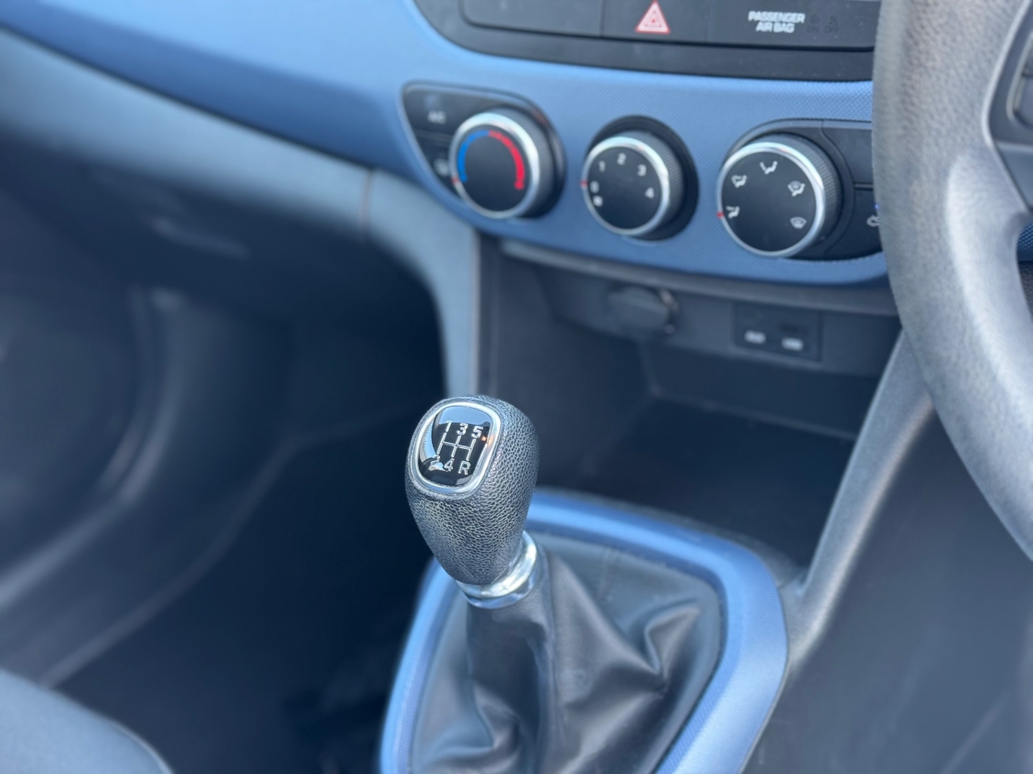 Used Hyundai i10 2016 for sale - 77940935: Photo 9