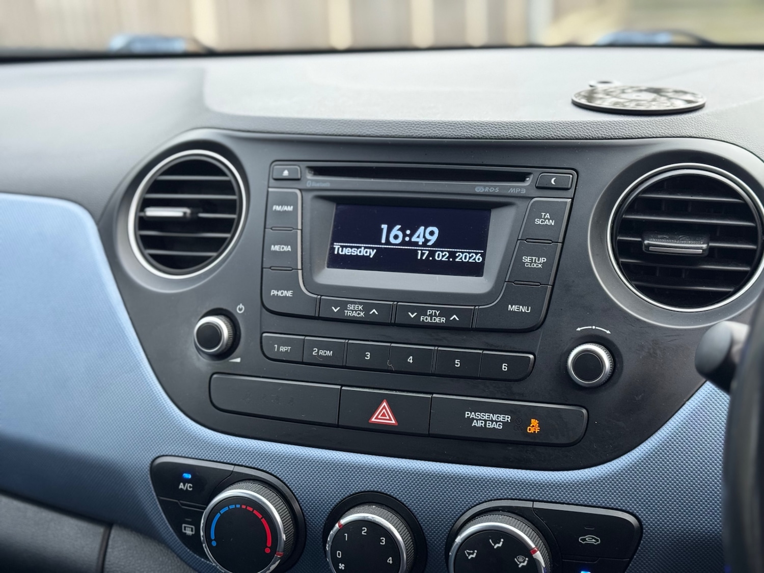 Used Hyundai i10 2015 for sale - 77607283: Photo 11