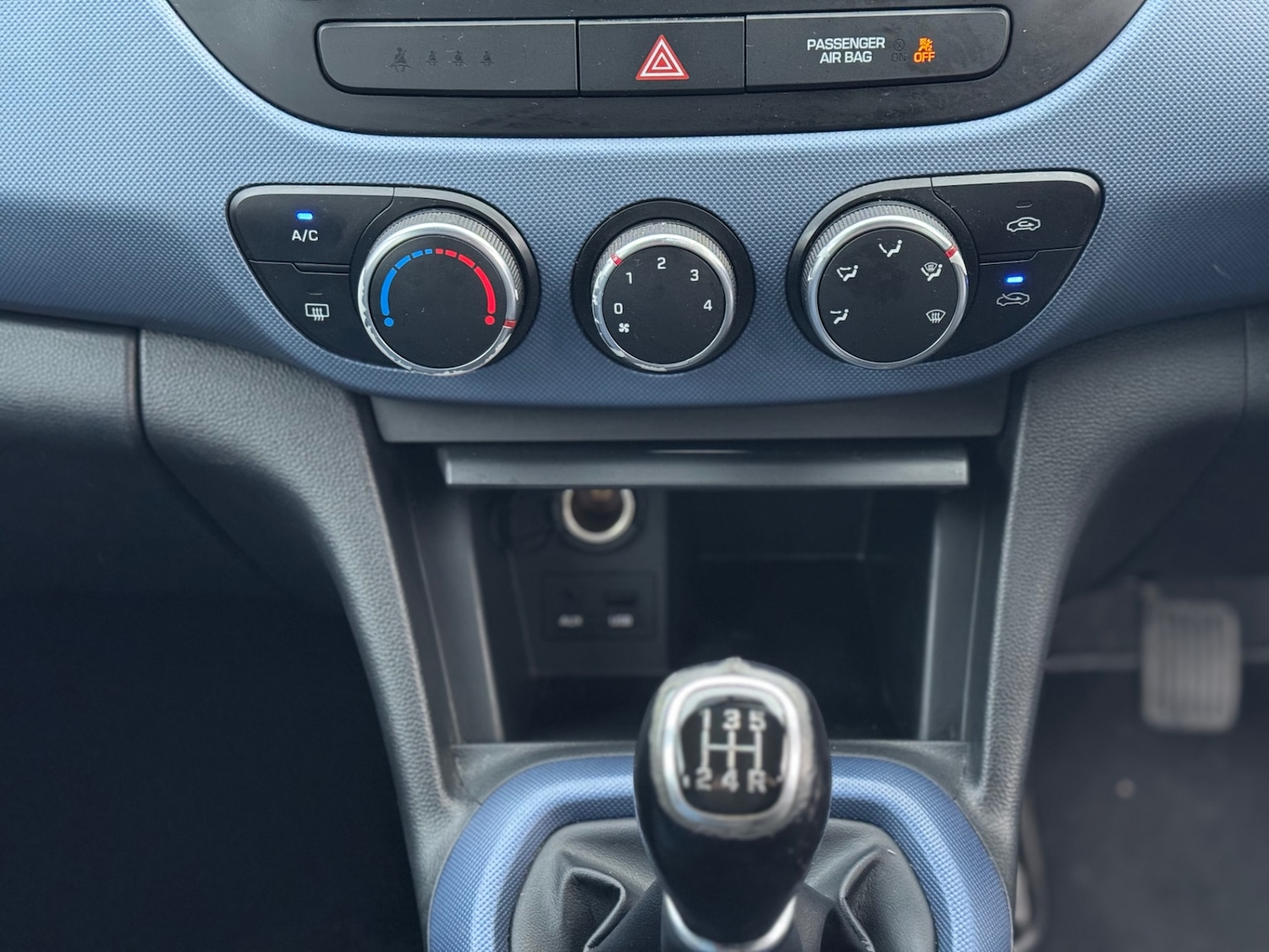 Used Hyundai i10 2015 for sale - 77607283: Photo 16