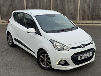 Used Hyundai i10 2015 for sale - 77607283: Photo