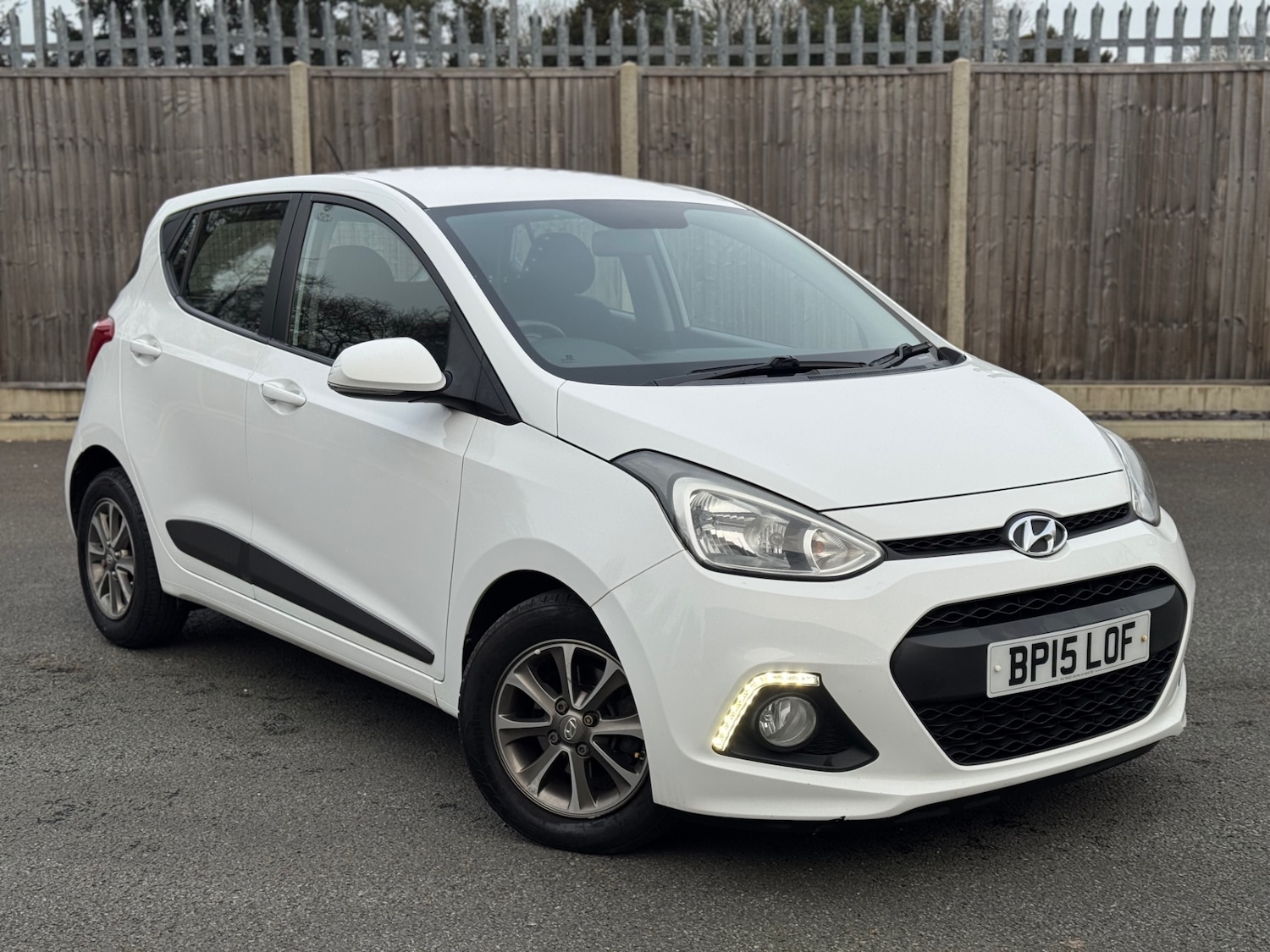 Used Hyundai i10 2015 for sale - 77607283: Photo 2