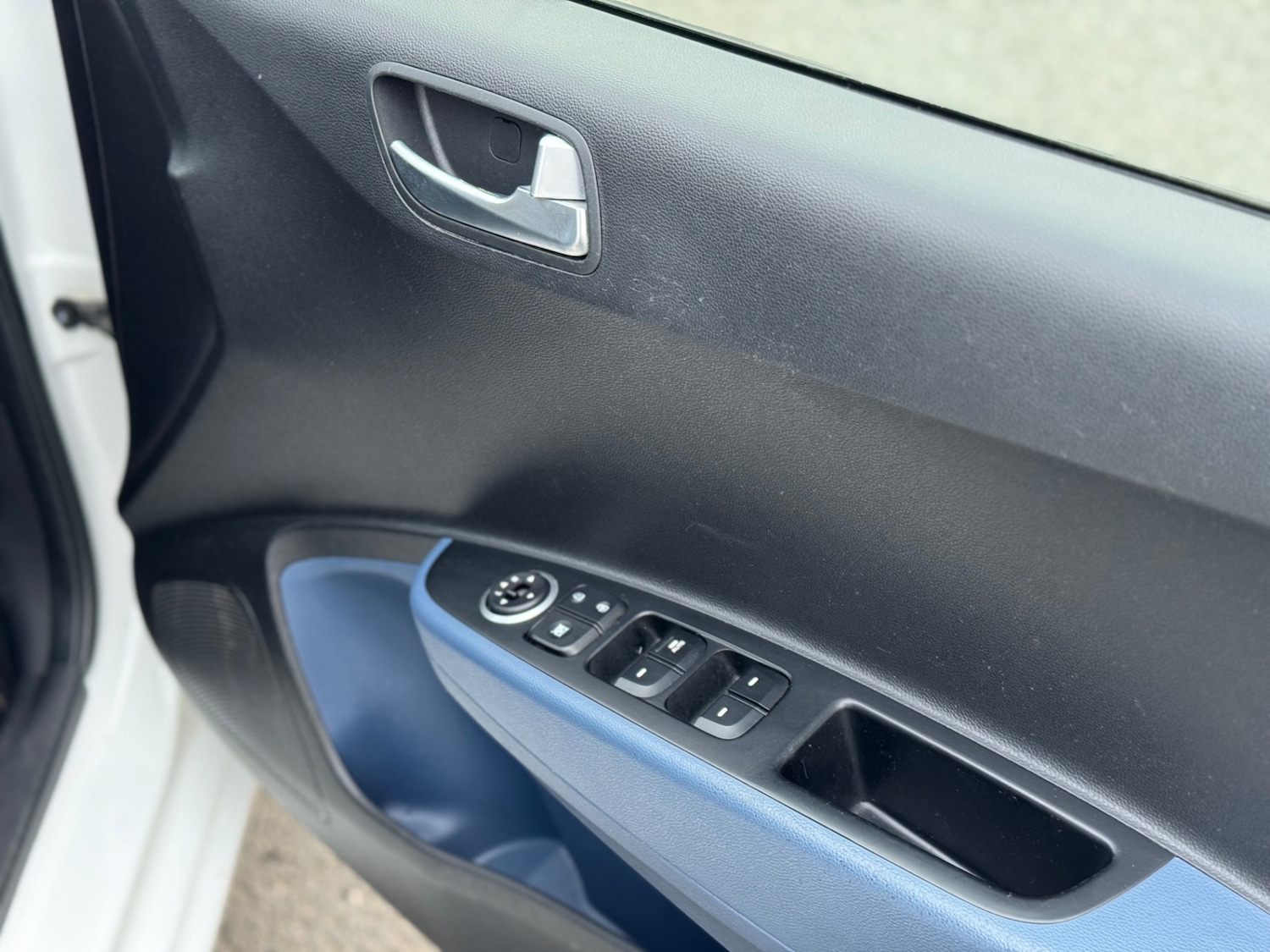 Used Hyundai i10 2015 for sale - 77607283: Photo 9