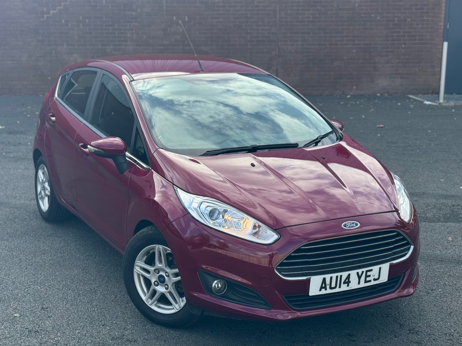 Used Ford Fiesta 2014 for sale - 76392080: Photo 1