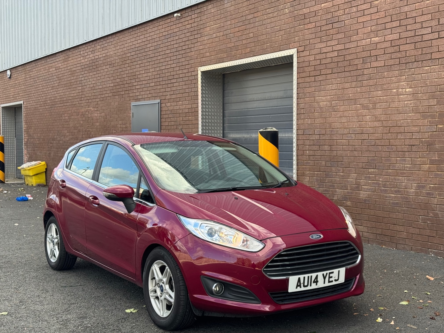 Used Ford Fiesta 2014 for sale - 76392080: Photo 2