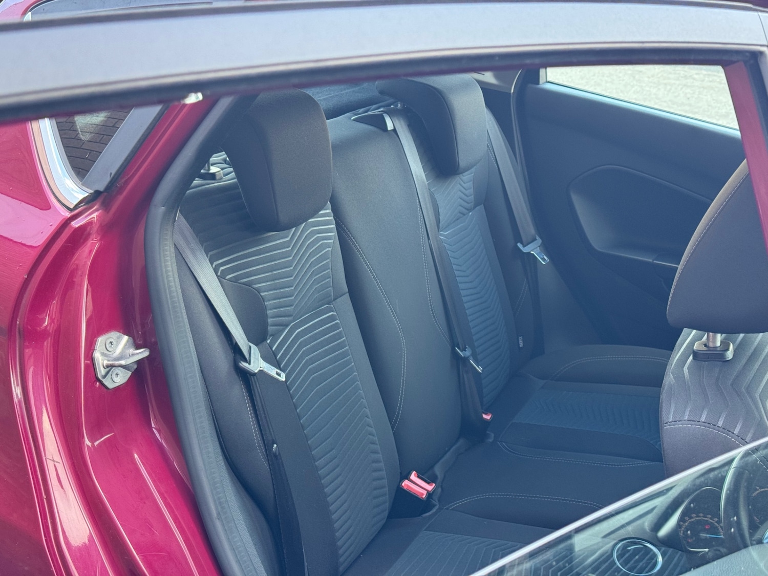 Used Ford Fiesta 2014 for sale - 76392080: Photo 33