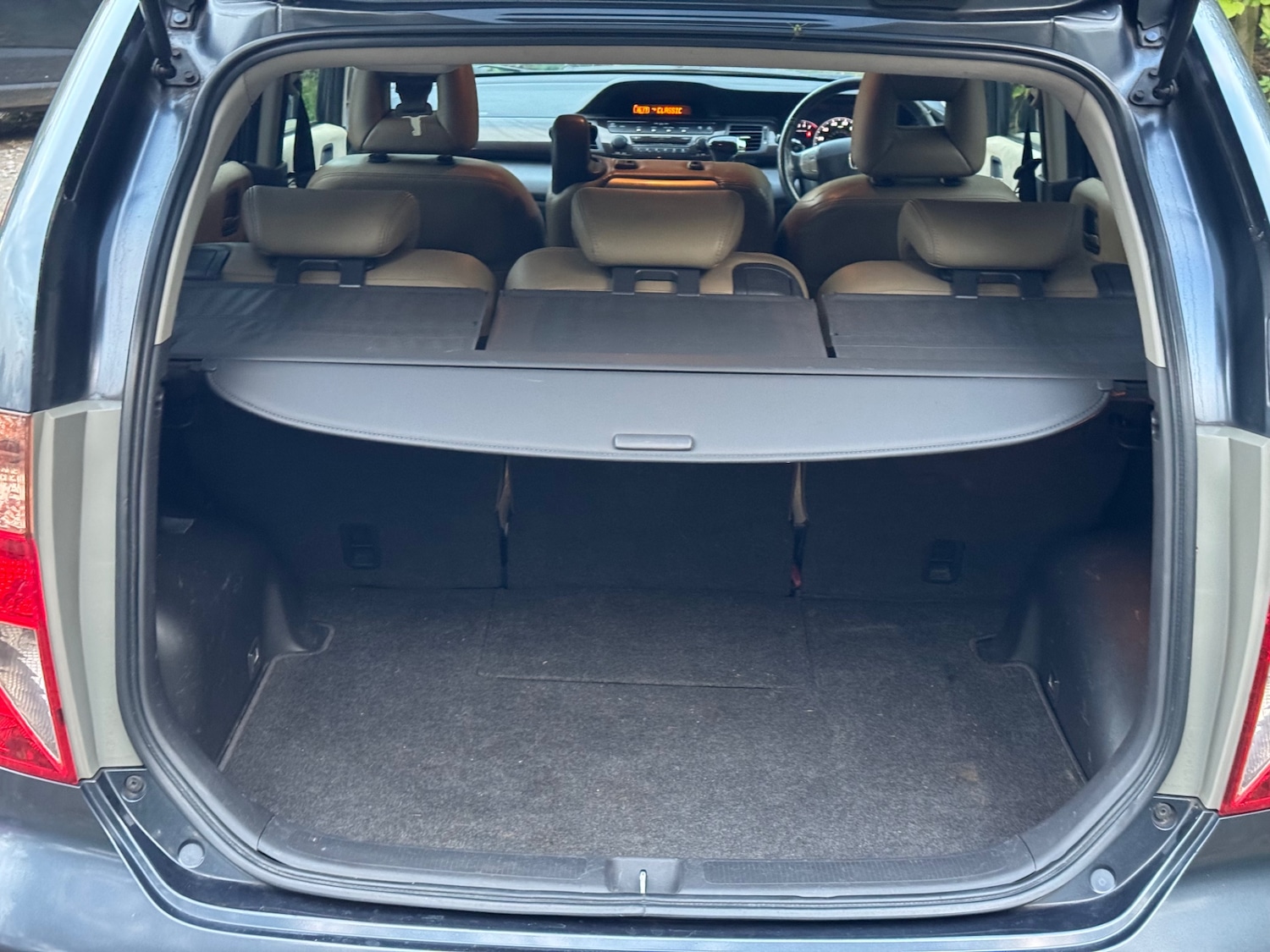 Used Honda FR-V 2007 for sale - 76387547: Photo 10