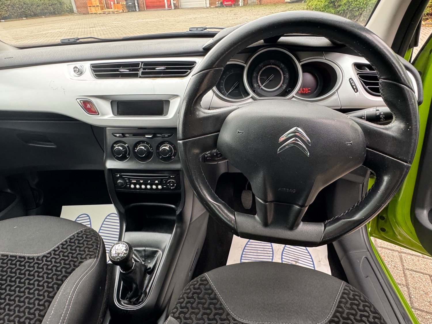 Used Citroen C3 2010 for sale - 76293339: Photo 12