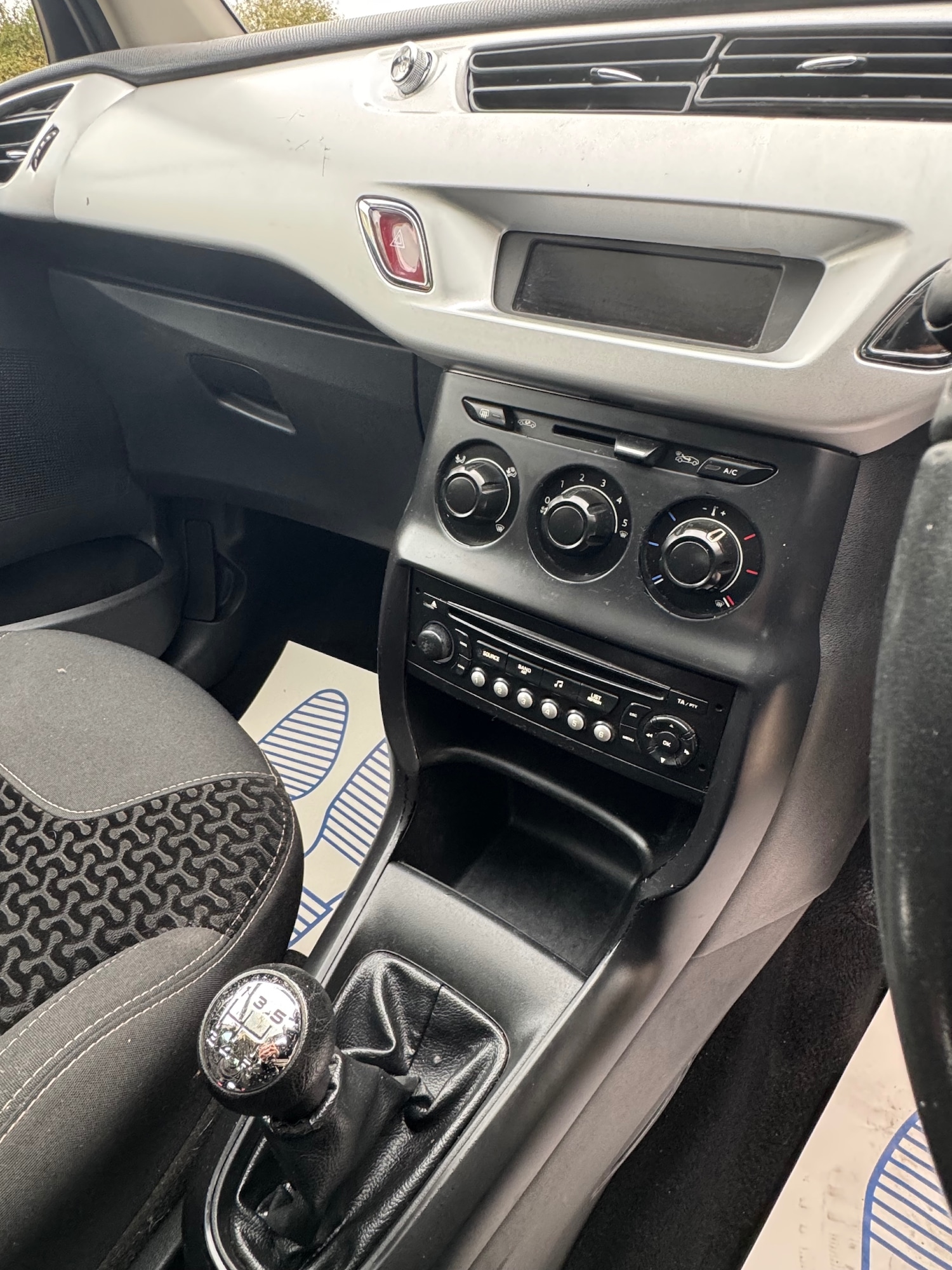 Used Citroen C3 2010 for sale - 76293339: Photo 14