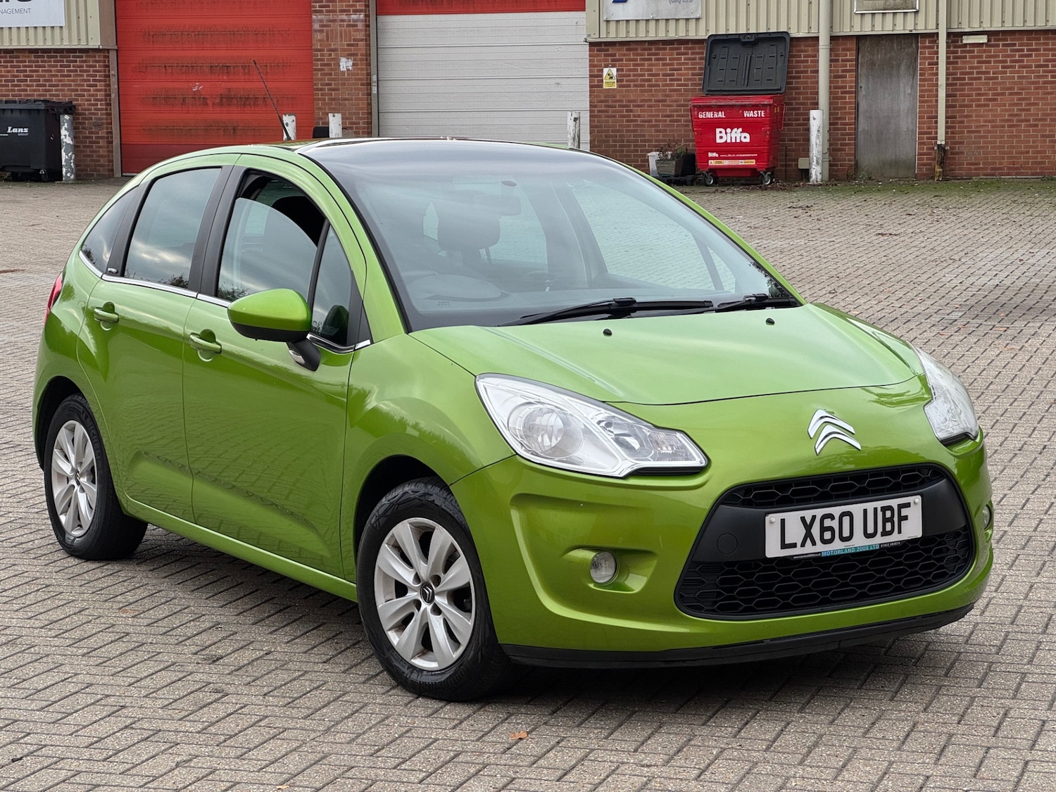 Used Citroen C3 2010 for sale - 76293339: Photo 2