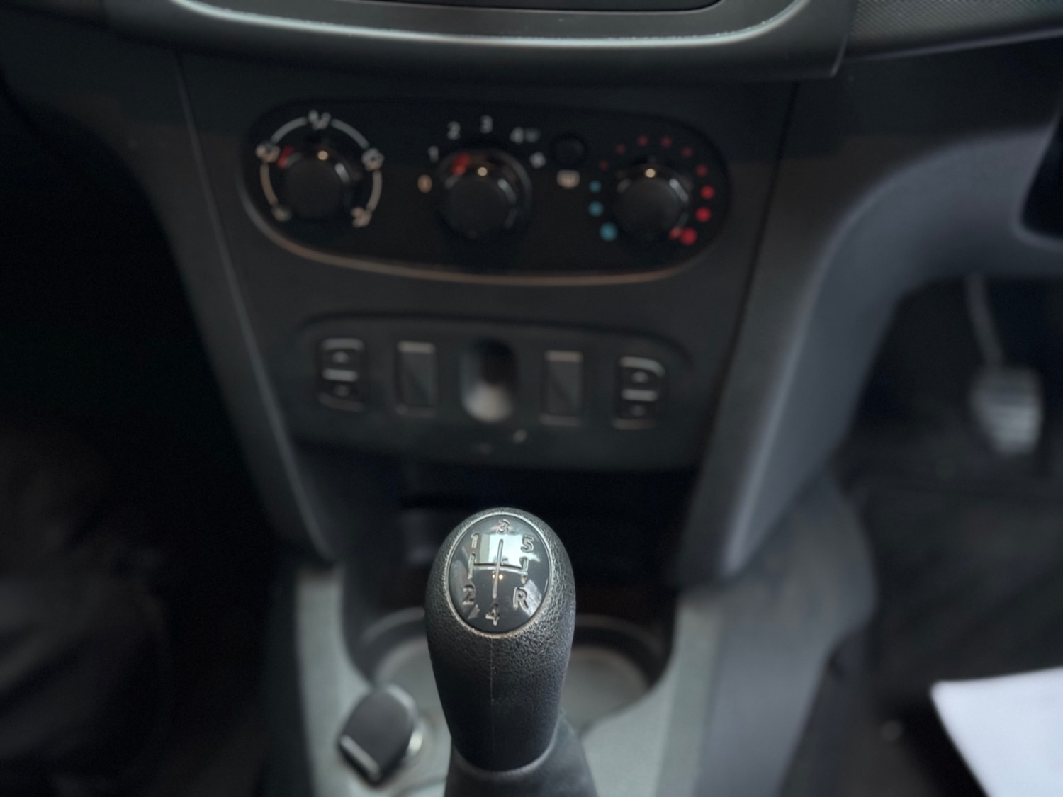 Used Dacia Sandero 2015 for sale - 77540108: Photo 19