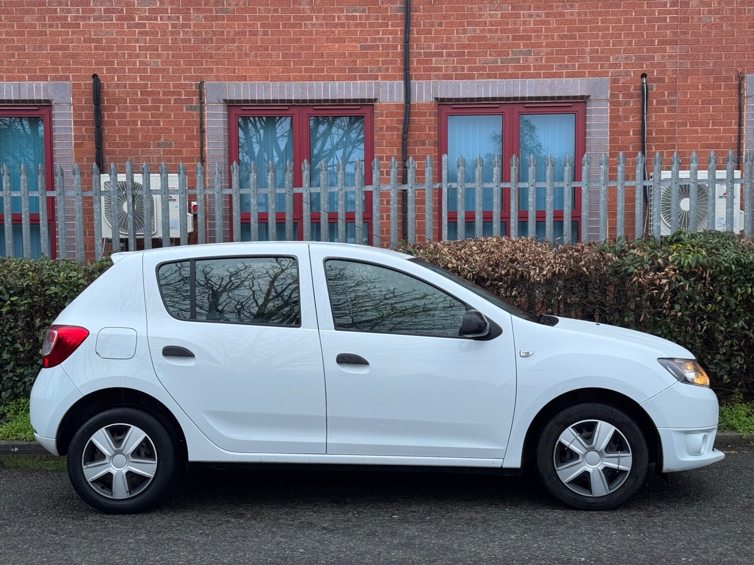 Used Dacia Sandero 2015 for sale - 77540108: Photo 3