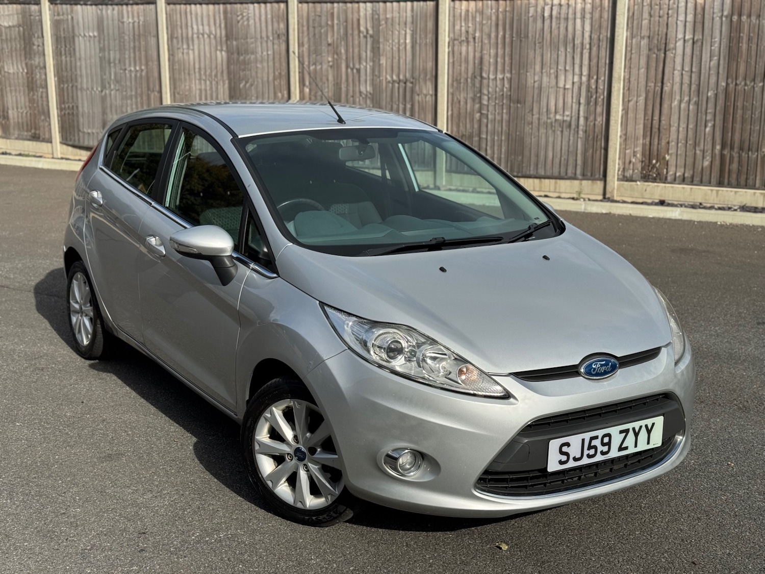 Used Ford Fiesta 2009 for sale - 76463994: Photo 1