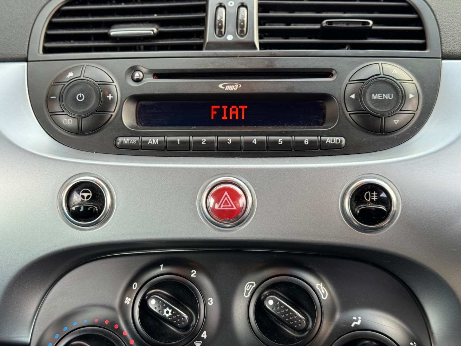 Used Fiat 500 2015 for sale - 77431674: Photo 9
