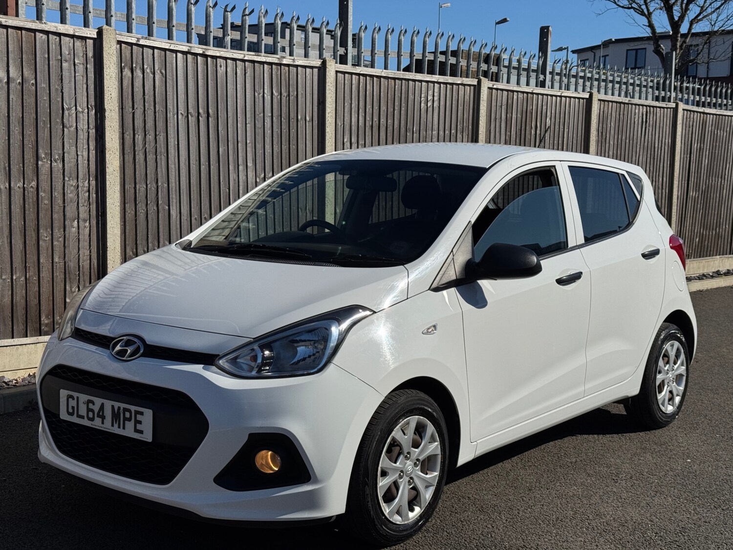 Used Hyundai i10 2014 for sale - 77940940: Photo 11