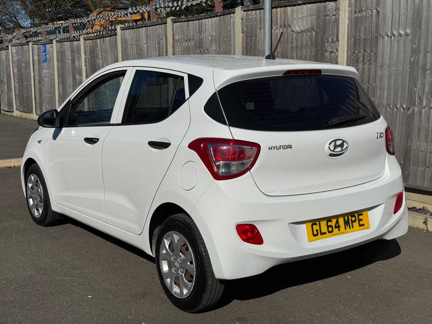Used Hyundai i10 2014 for sale - 77940940: Photo 20
