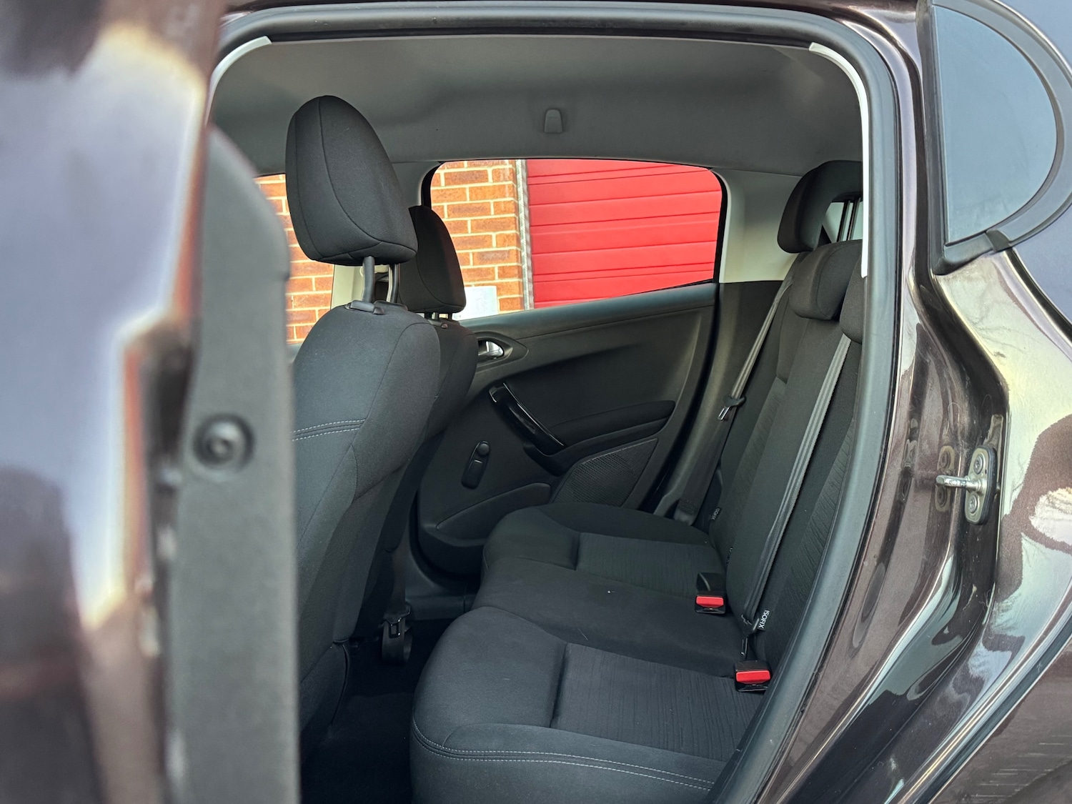 Used Peugeot 208 2013 for sale - 77137228: Photo 18