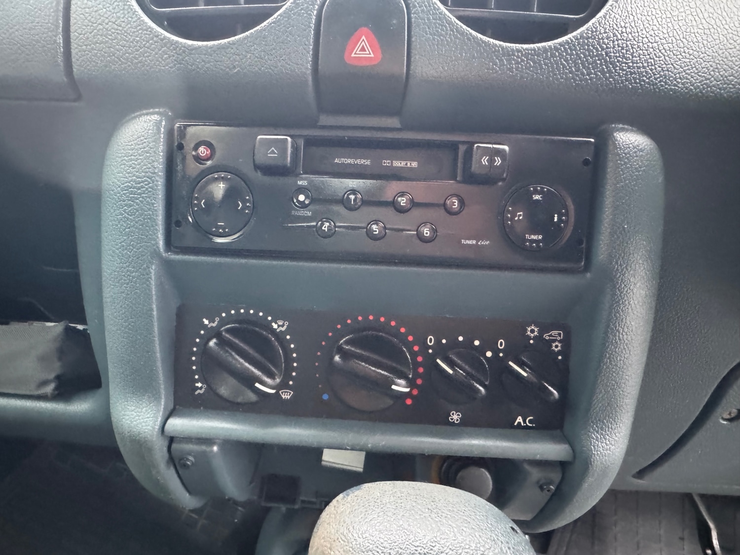 Used Renault Kangoo 2001 for sale - 76910836: Photo 19